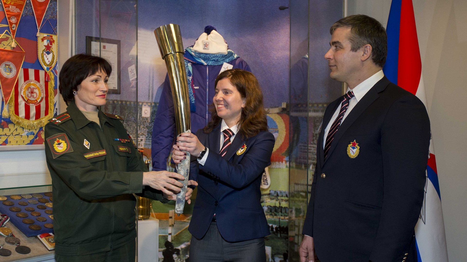 Атрибуты эстафеты огня III зимних Всемирных военных игр были переданы Музею ЦСКА