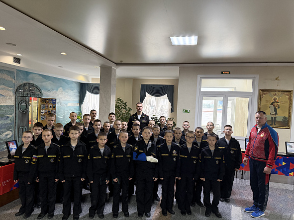 Легкоатлеты ростовской спортшколы ЦСКА посетили геленджикский музей 