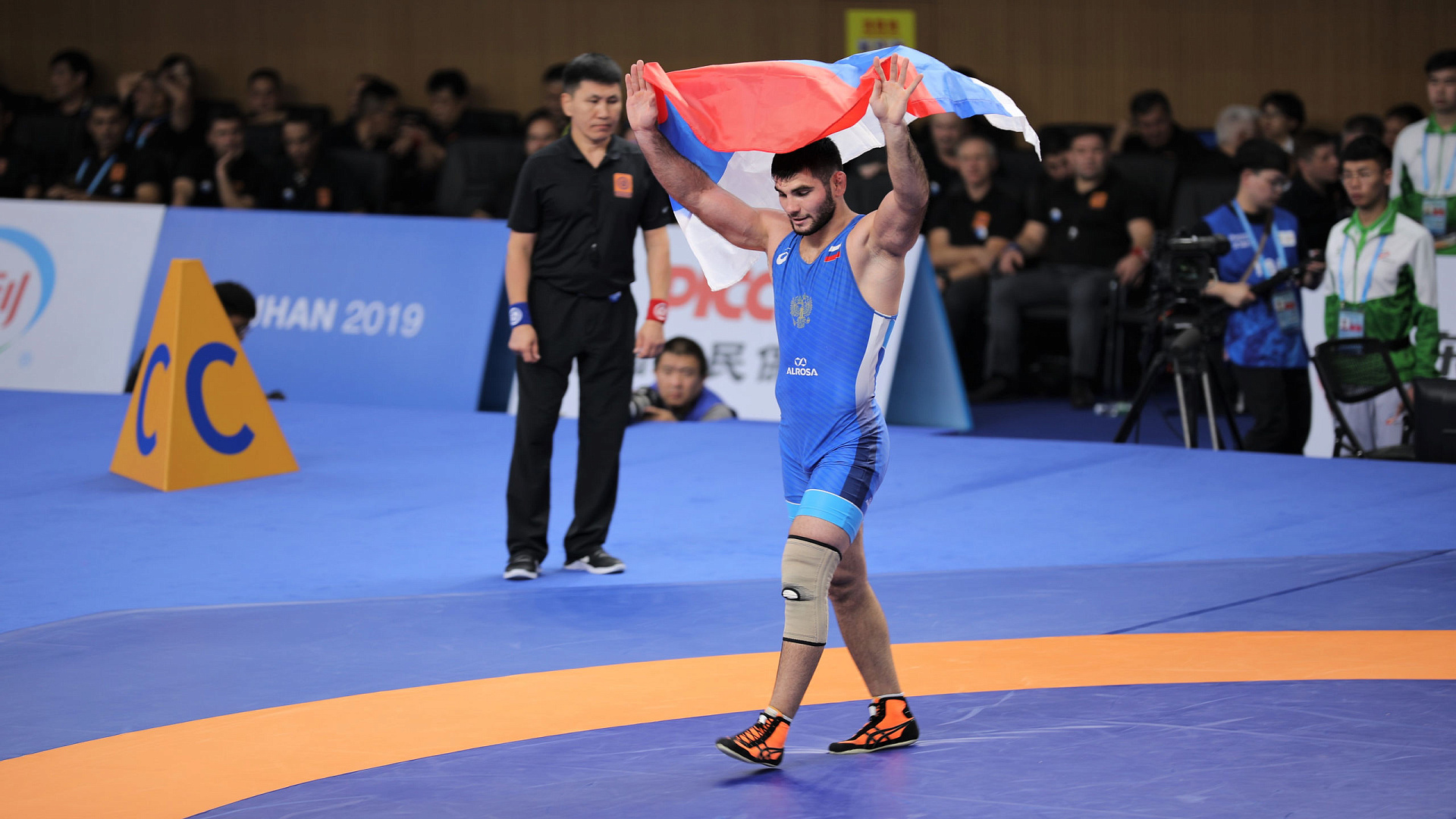 Борец вольного стиля ЦСКА Артур Найфонов - чемпион Европы-2021 у Ханум Велиевой - «серебро»