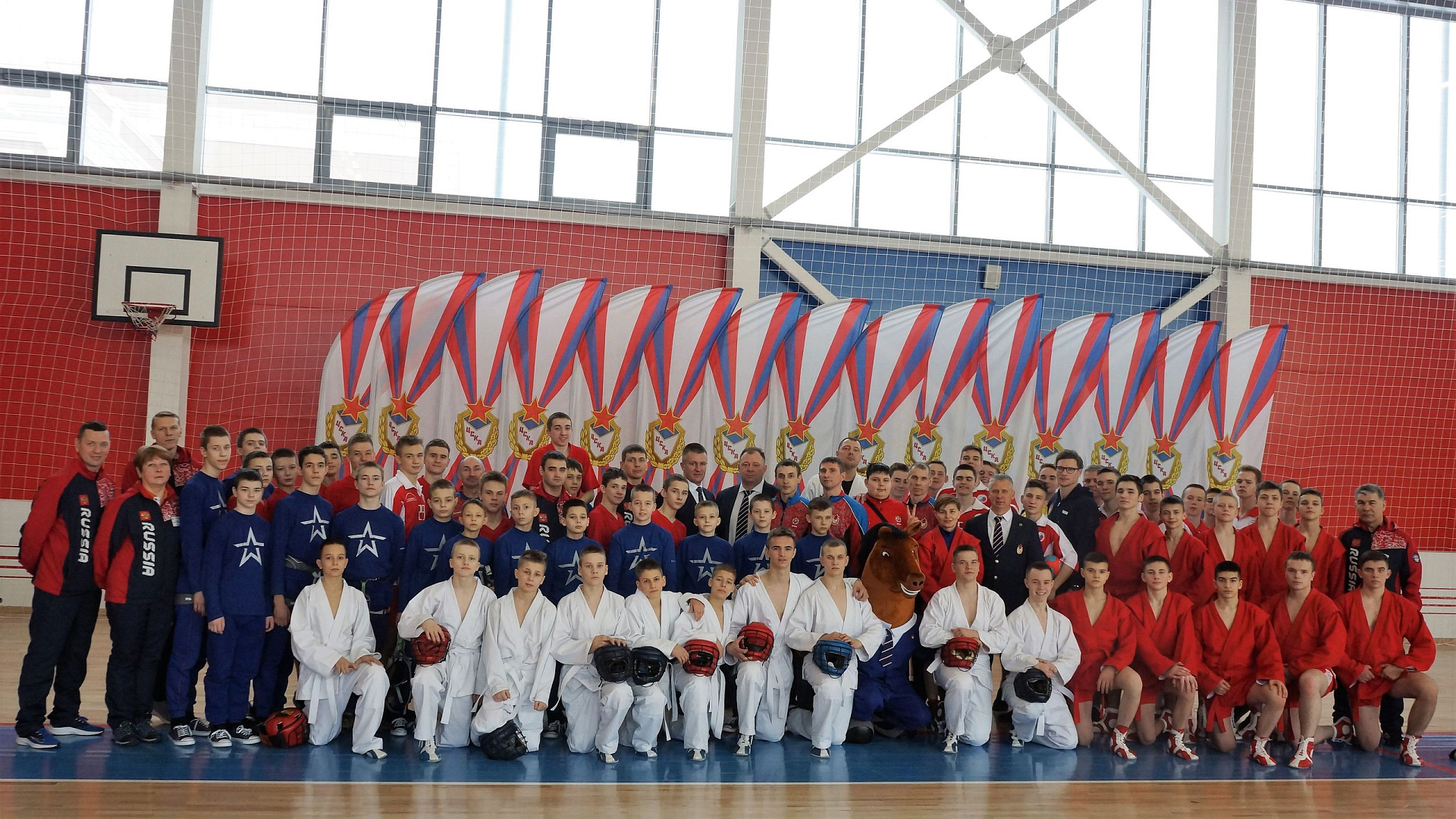 Спортсмены и тренеры армейского Клуба провели мастер-классы в Тверском суворовском военном училище