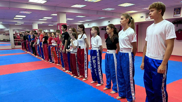 На базе московской спортивной школы ЦСКА прошёл учебно-тренировочный сбор по кикбоксингу в дисциплине «поинтфайтинг»