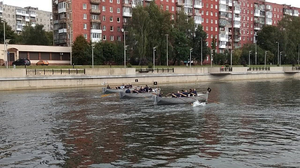В Калининграде прошел чемпионат филиала ВУНЦ ВМФ «Военно-морская академия» по гребле на морских шлюпках среди переменного состава