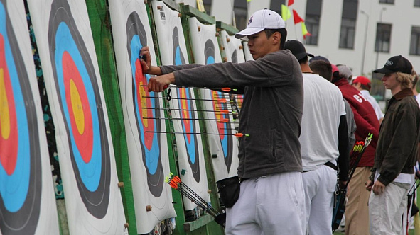 Бронзу чемпионата ДФО по стрельбе из лука завоевал военнослужащий Самарской спортивной роты ЦСКА