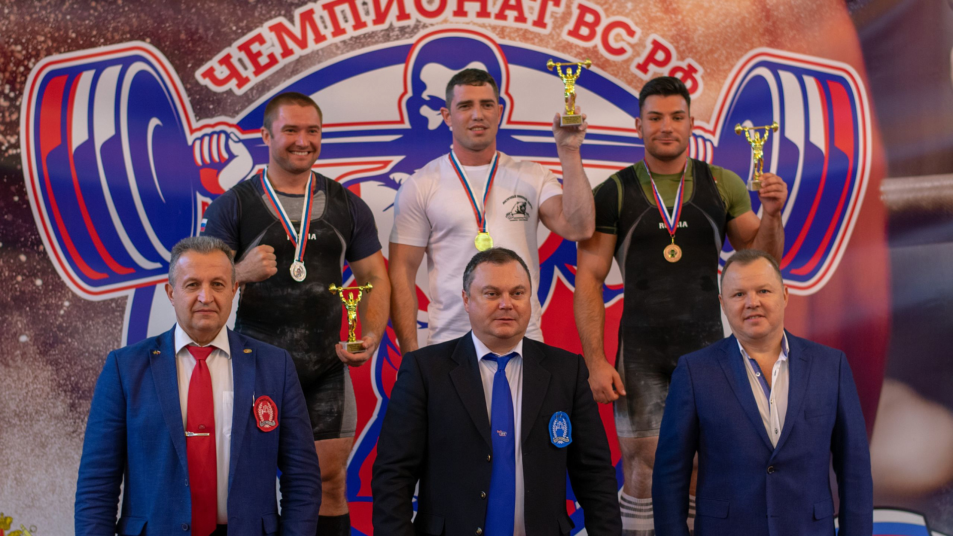 В Севастополе завершился чемпионат Вооруженных Сил Российской Федерации по пауэрлифтингу (троеборью классическому)