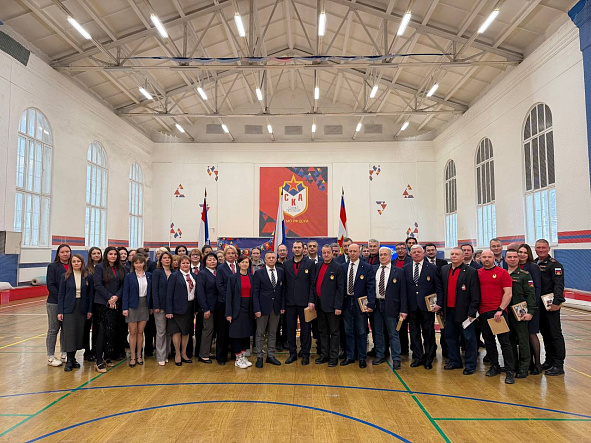 В Санкт-Петербурге прошло торжественное построение, приуроченное к 23 февраля