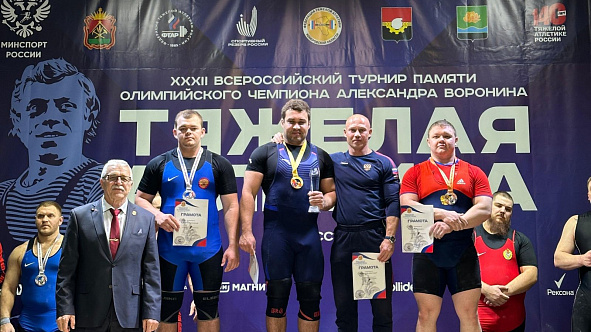 Серебро всероссийских соревнований по тяжёлой атлетике завоевал рядовой спортроты/Севастополь