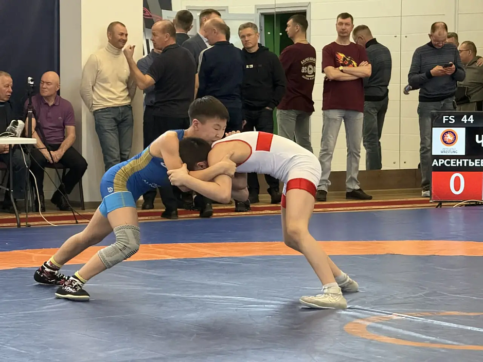Обучающийся спортшколы «ЦСКА-Тыва» завоевал серебро всероссийских соревнований по вольной борьбе