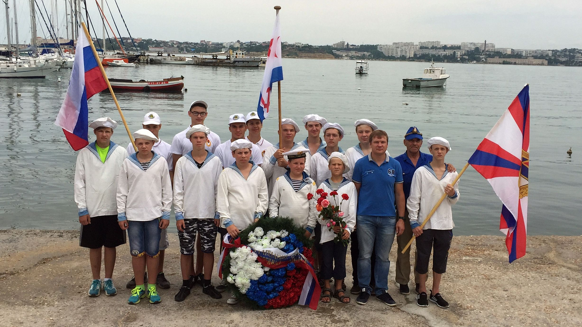 Воспитанники ЦСКА/Севастополь провели акцию в День памяти и скорби