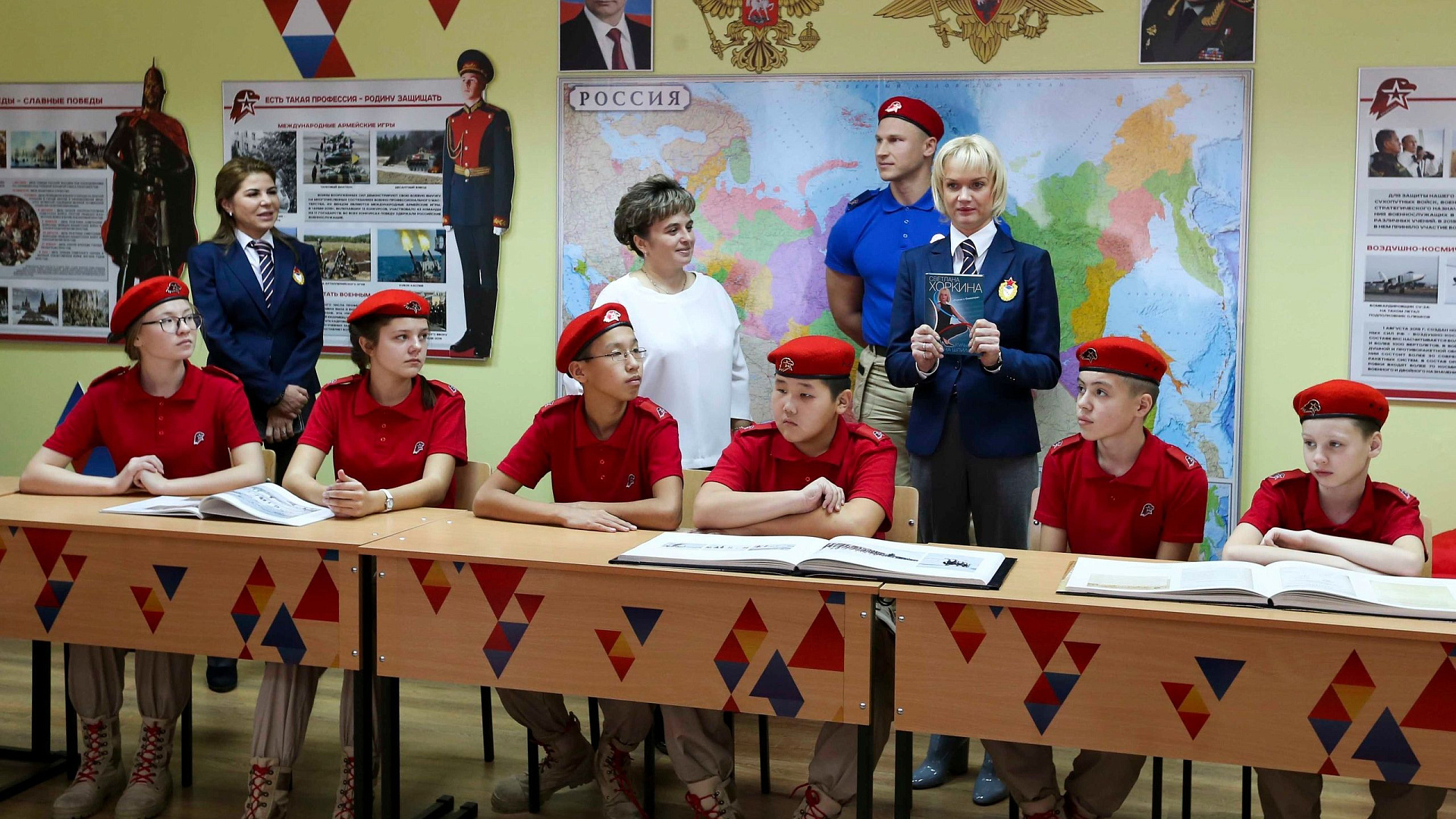 В Туве открылась первая в Республике комната юнармейца