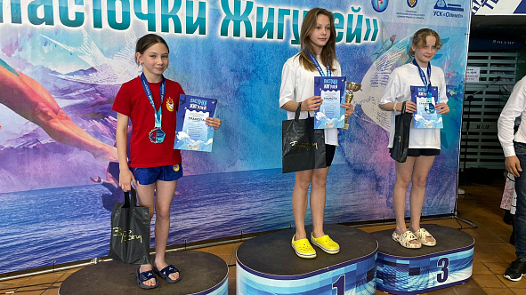 Армейские воспитанники завоевали 5 наград на Всероссийских соревнованиях по прыжкам в воду «Ласточки Жигулей»
