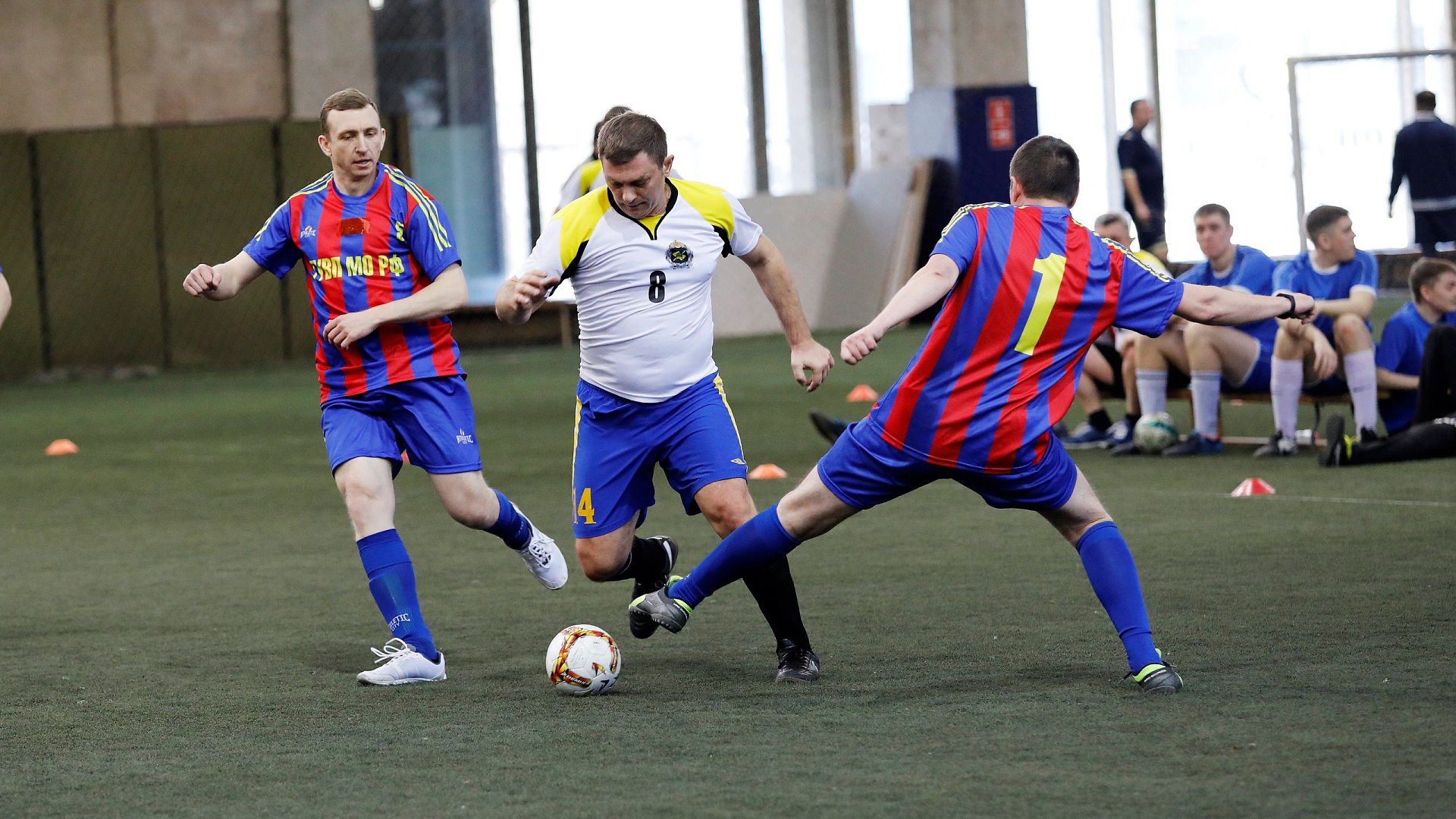 На Спартакиаде ЦОВУ МО РФ в ЦСКА стартовали соревнования по мини-футболу