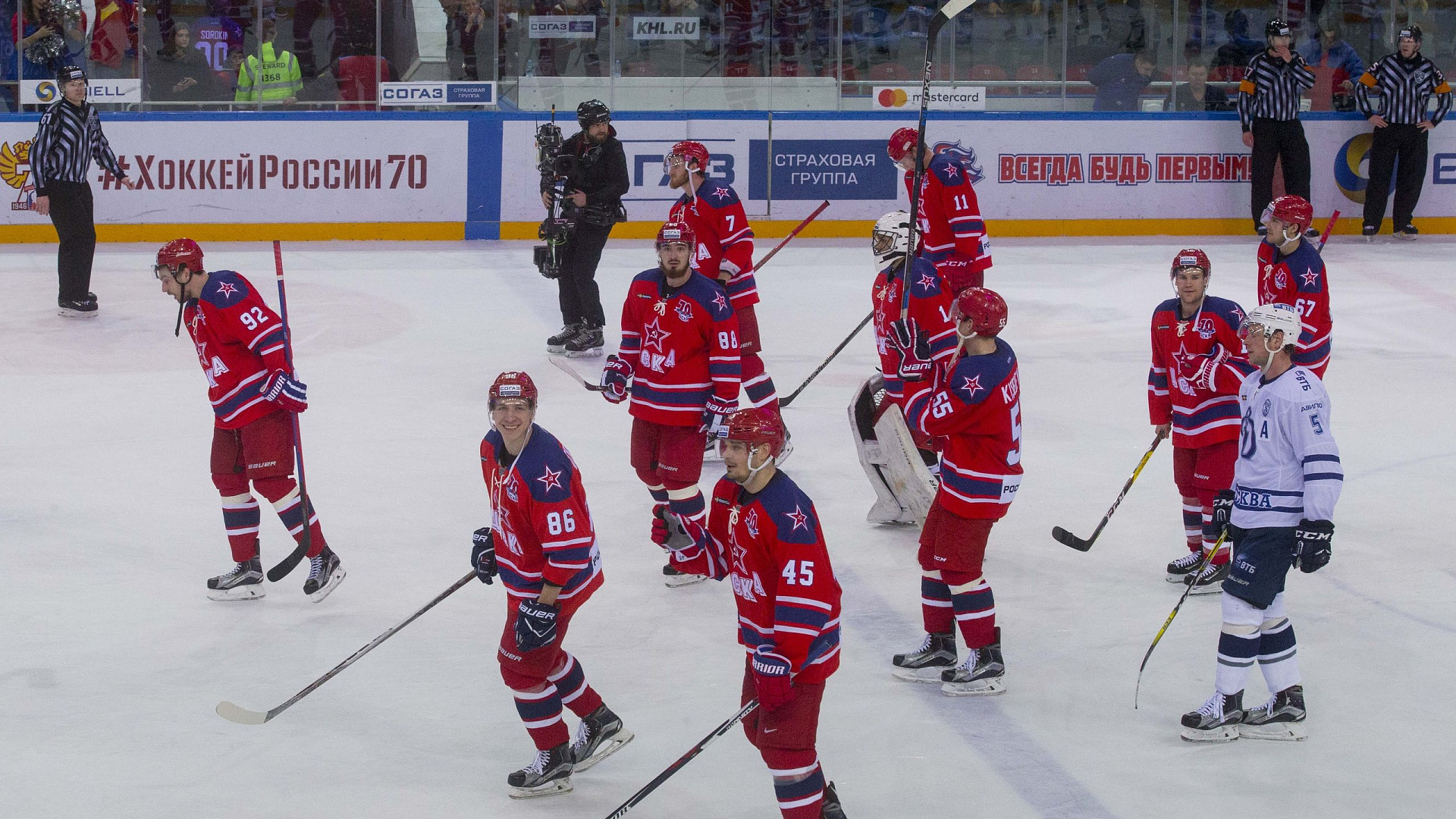 Хоккейный ЦСКА отметил 70-летие победой над «Динамо»