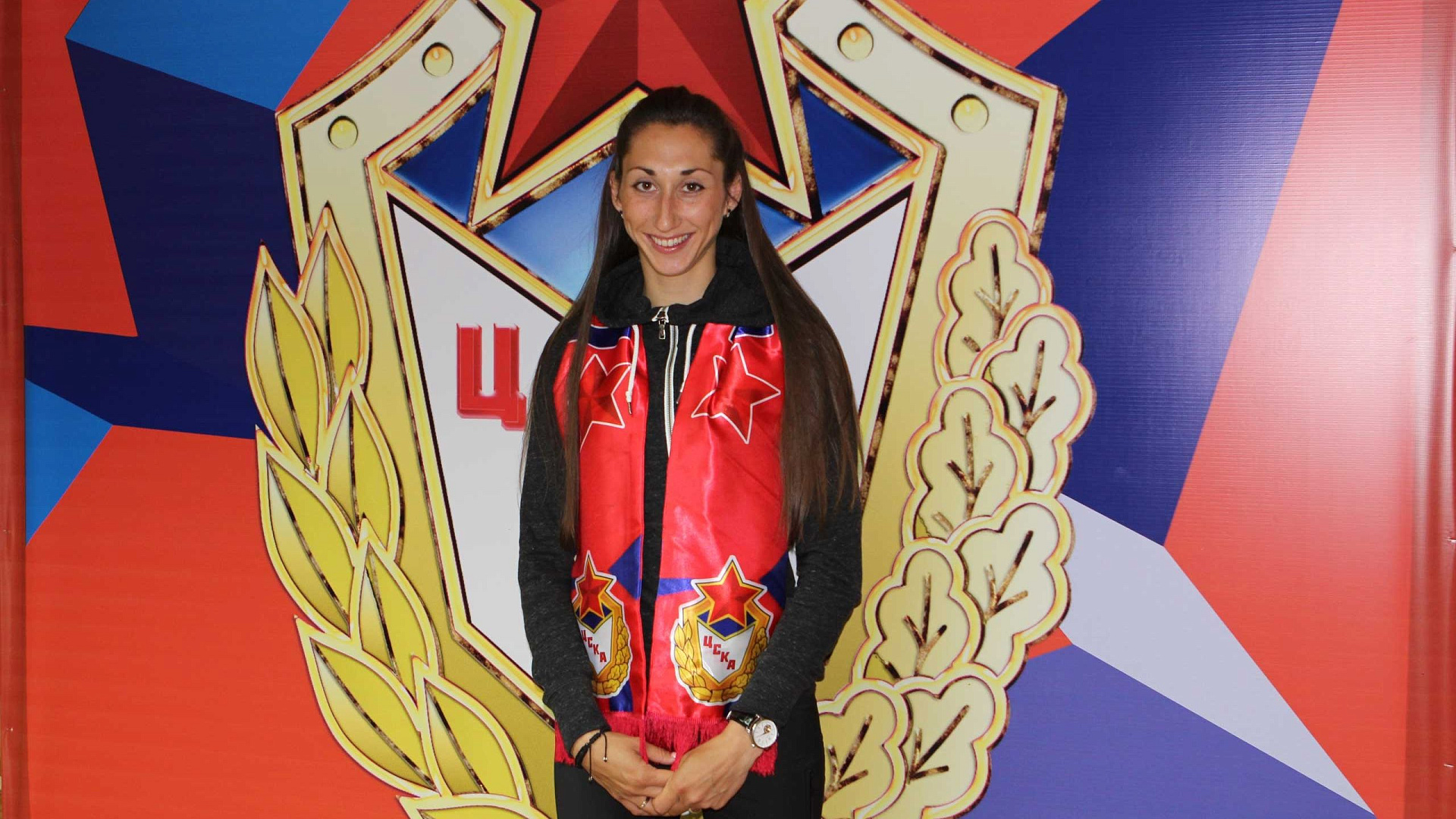 ЦСКА поздравляет армейскую легкоатлетку Екатерину Коневу и ее супруга Сергея Полянского с рождением дочери!!!