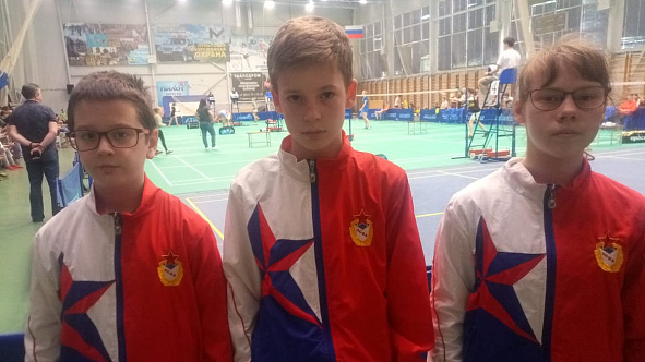 Юные армейские бадминтонисты из Одинцово выступили на турнире «Белые ночи»